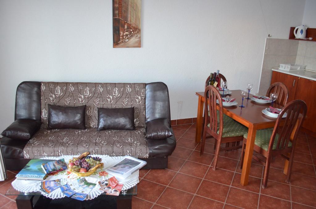Apartments Villa Vanja Budva Oda fotoğraf